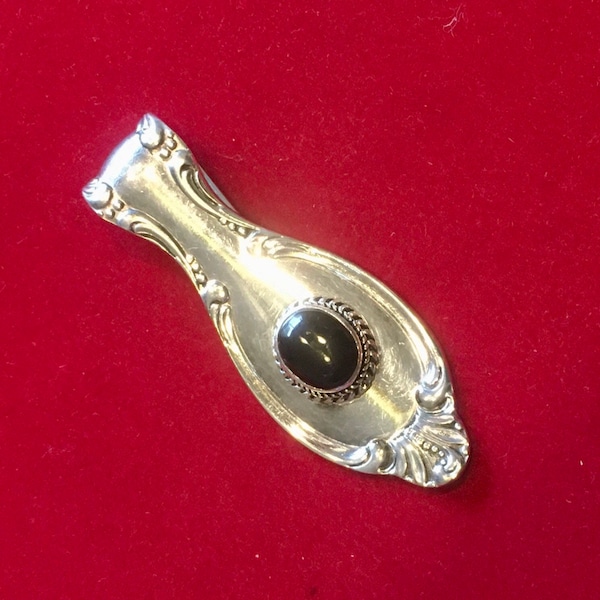 Spoon Pendant w/Black Cabochon, Precious Mirror Pattern, Silverplate, 1954 Wm. Rogers, Vintage.