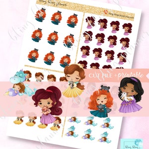 Puede incluir: Una hoja de pegatinas imprimible con varias princesas de Disney. Las pegatinas incluyen princesas como Ariel, Bella, Mulan y Rapunzel. Las pegatinas son de estilo de dibujos animados y son perfectas para agregar un toque de magia a tu planificador, diario u otros proyectos de manualidades.