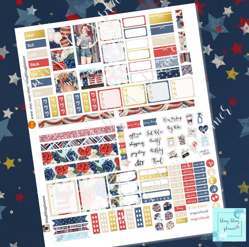 K&ouml;nnte beinhalten: Ein Satz bedruckbarer Planer-Aufkleber mit einem rot-wei&szlig;-blauen Farbschema mit Sternen, Streifen und floralen Designs. Die Aufkleber umfassen verschiedene Formen und Gr&ouml;&szlig;en, darunter K&auml;stchen, Banner und Herzen. Die Aufkleber sind perfekt, um Ihrem Planer einen patriotischen Touch zu verleihen.