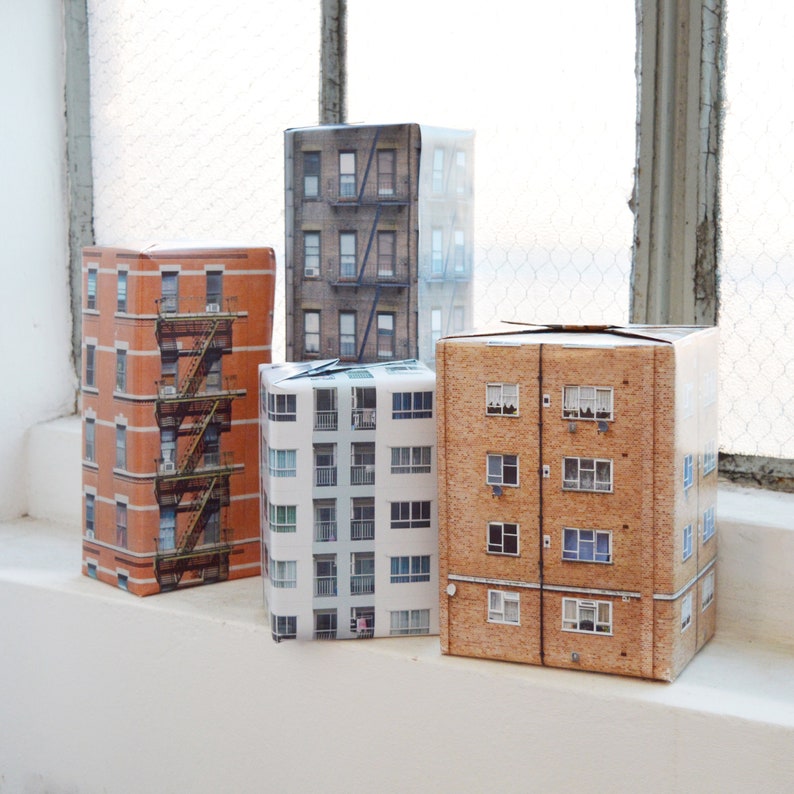 4 x sheets Berlin Wrapping Paper