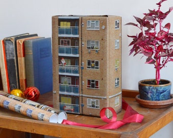 Hackney Christmas Wrapping Paper | 4 x sheets