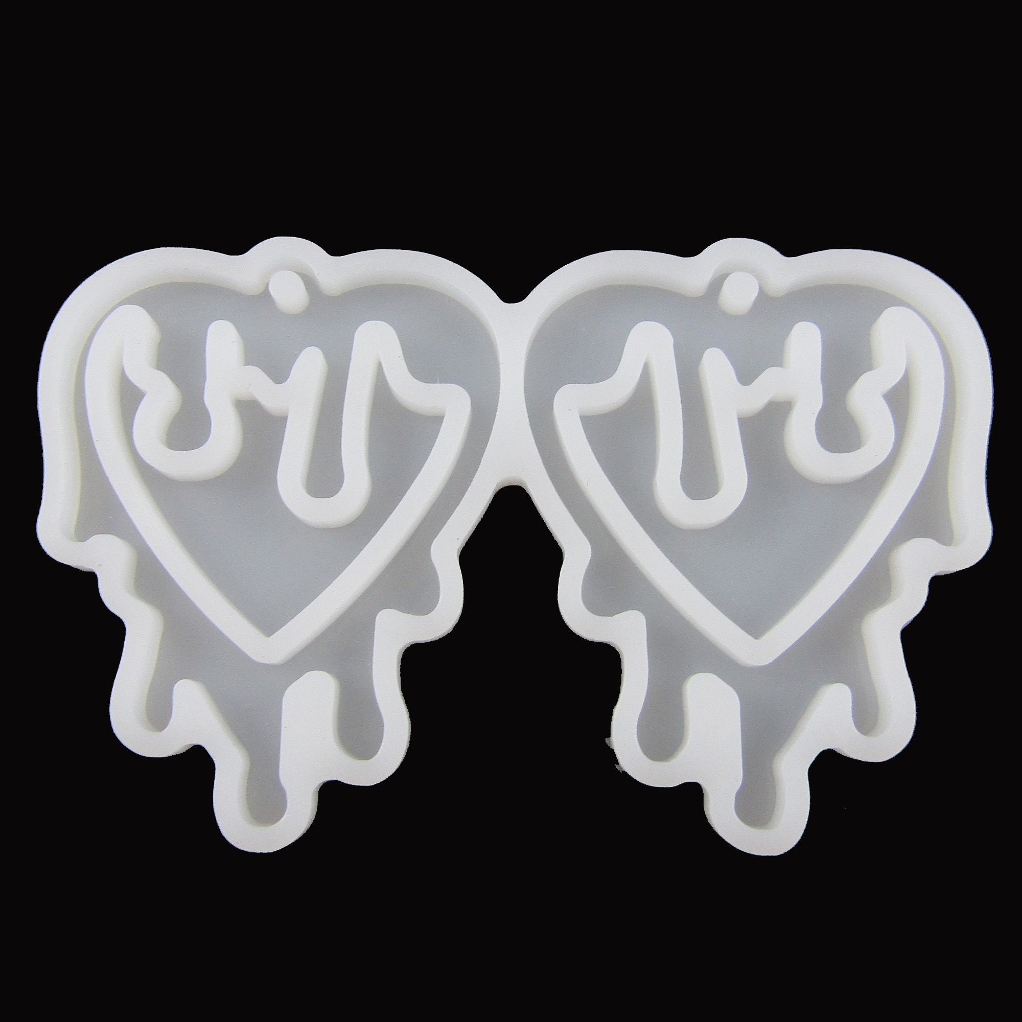 iSuperb 2pcs Heart Resin Molds Silicone Keychain Charms Mold for Epoxy  Resin Casting Molds Heart Pixel Mould Crystal 9-Cavity Heart Shaped Molds