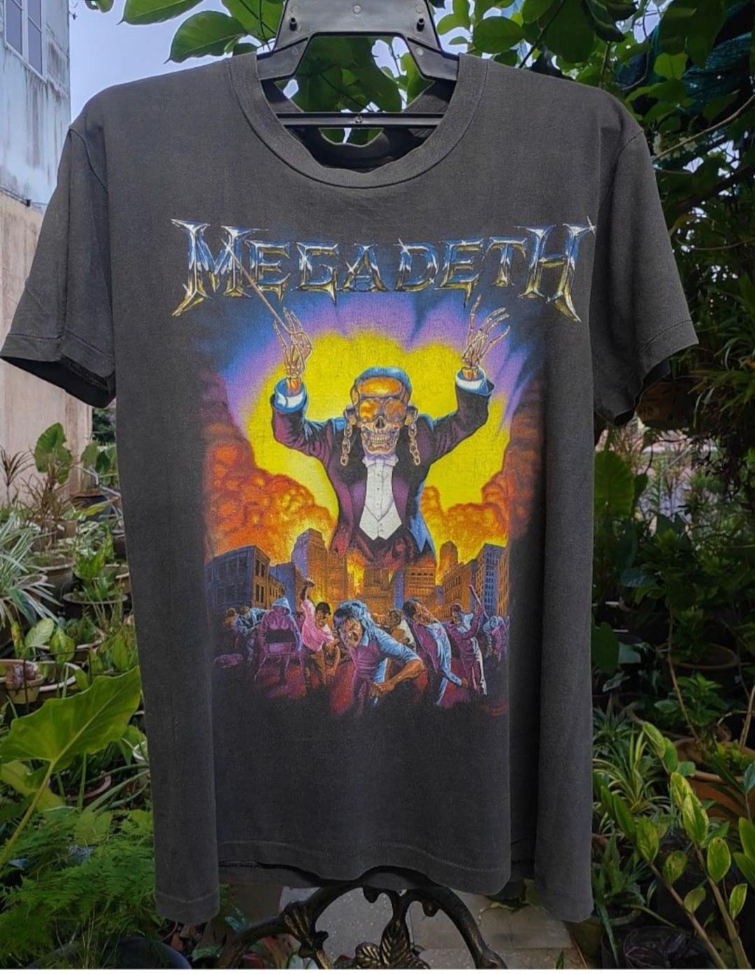 megadeth バンドtシャツ ヴィンテージ　90s Vintage 90s Megadeth Symphony of Destruction - Etsy