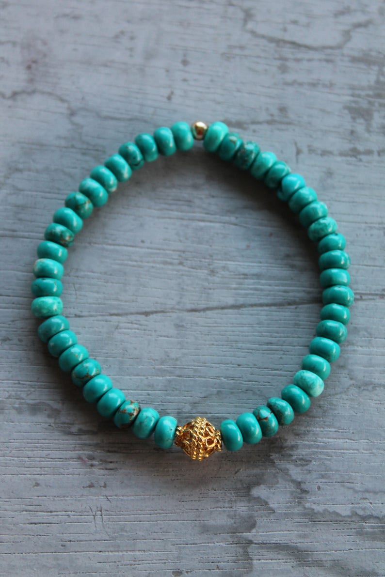 Turquoise howlite vermeil stretch bracelet