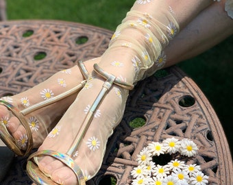 Sunshine and Daisies Tulle Socks- Summer Solstice