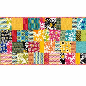 Handmade Machine-quilted Patchwork Table Runner 17" x 40"