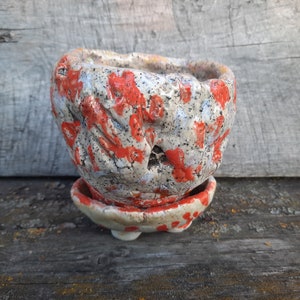 Cache-pot en céramique fait main avec soucoupe, jardinière rustique moderne avec trou de drainage, cadeau poterie unique pour les amateurs de plantes
