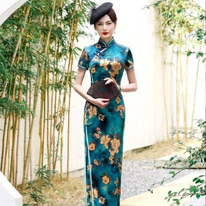 Modern Chinese Silk Qipao Cocktail Dress Silk Cheongsam 60s Mod Dress