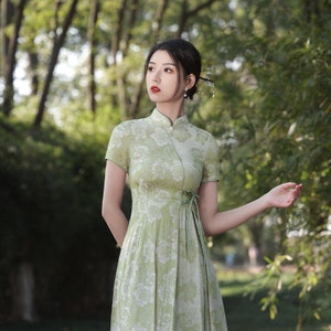 Green Cheongsam Dress Long Qipao Dress Formal dress Mother of the Groom Plus Size