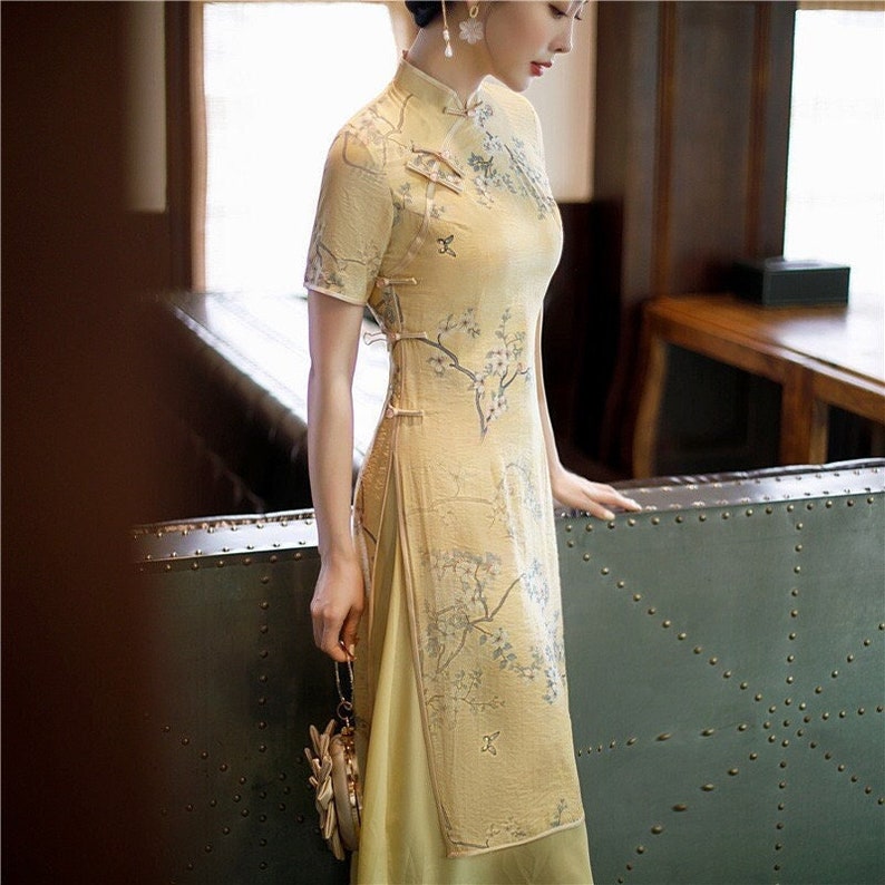 yellow cheongsam