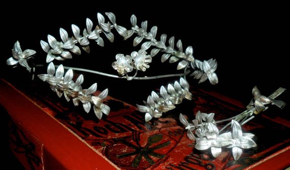 Elegant Vintage German Myrtle Wedding Crown with P