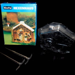 Vintage German Witches HouseBaking Form~Halloween Cake Form~Halloween Baking Form~Vintage Witches House Baking Form~Hexenhaus~Kitchen Witch~