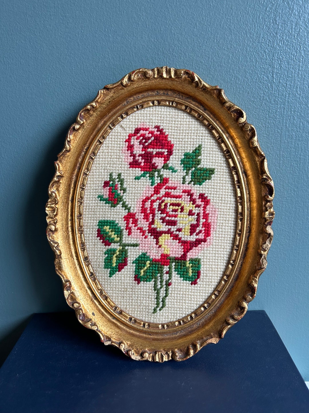 Vintage Needlepoint Art Ornate Oval and Gold Wood Frame Etsy Canada