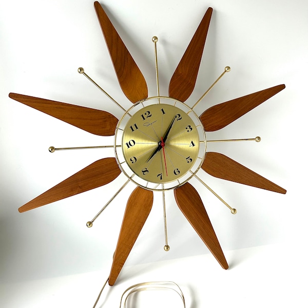 Vintage ORIGINAL Ingraham Starburst Clock, Wood and Metal Starburst Wall Decor, Mid Century MCM Wall Hanging
