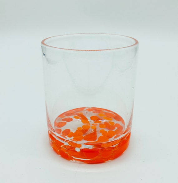 手吹きガラス: オレンジ水玉模様のロックグラス - Etsy 日本