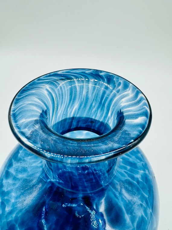 ルイ・ヴァルタ、Vase bleu、海外版超希少レゾネ、新品額付 Hand Blown Glass: Cerulean Blue Vase Made by Kevin Lurie - Etsy
