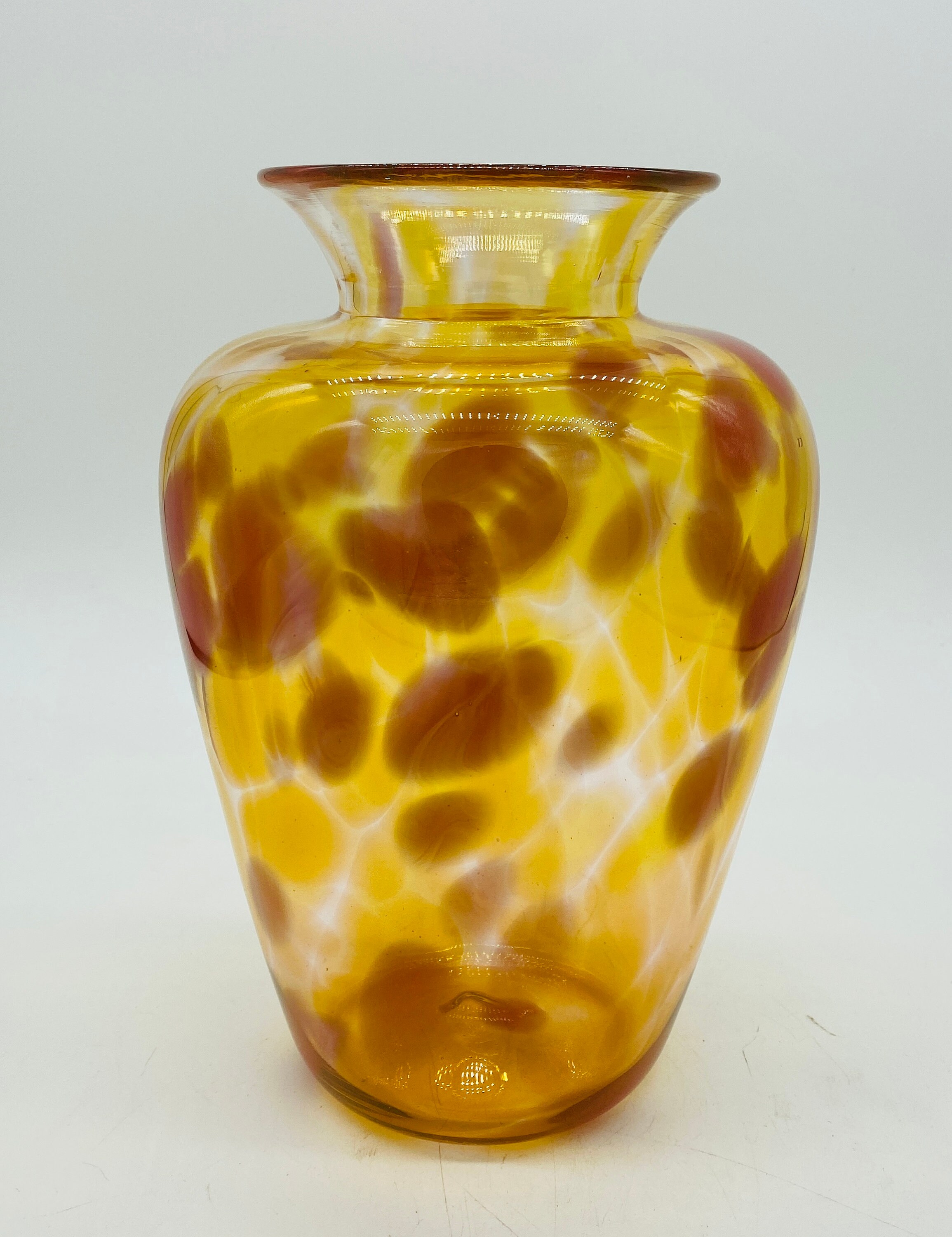 手吹きガラス：金と赤の水玉模様の花瓶 - Etsy 日本 金赤吹き