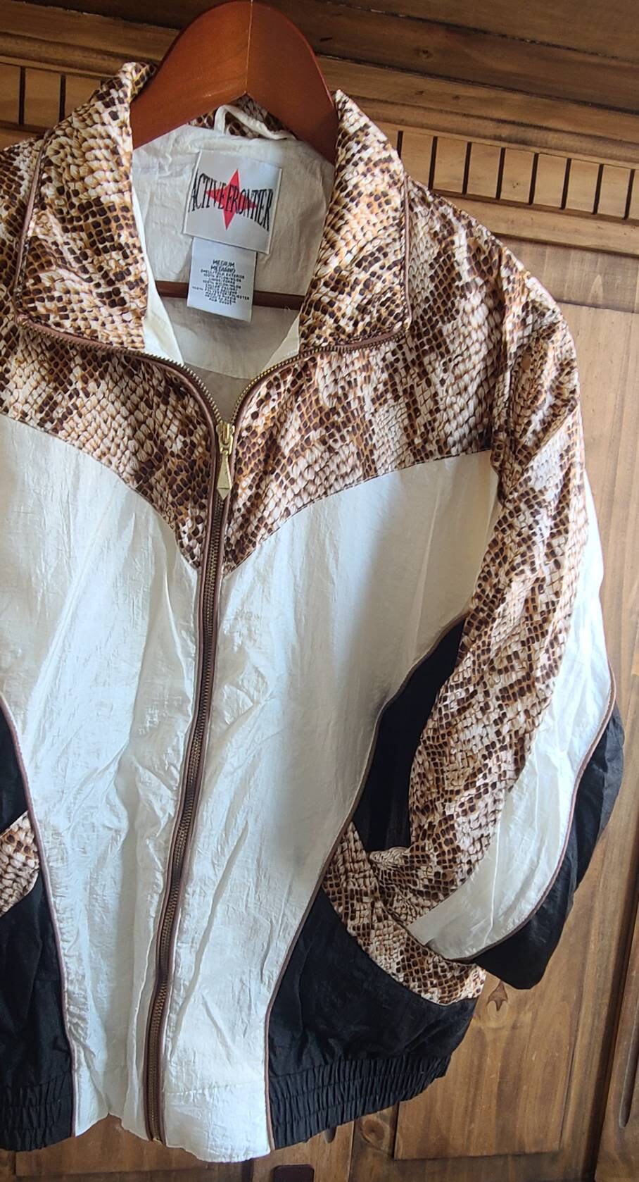 15x REAL TREE JACKETS – The Hub Vintage Wholesale Limited