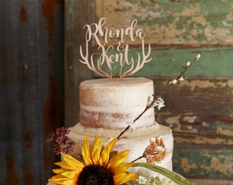 Topper de gâteau en bois de cerf pour mariage, topper de gâteau en bois rustique, noms topper, argent doré ou bois