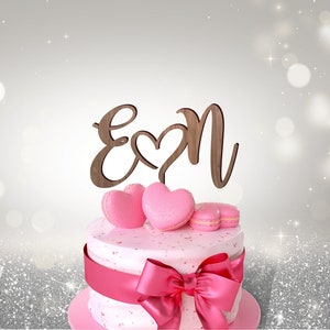 Personalisierte Hochzeitstorte Topper mit Initialen und Herz