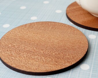 Posavasos de madera, posavasos para bebidas, juego de 4 posavasos redondos de madera, idea de regalo de Navidad, posavasos de madera exótica, regalo de 5º aniversario