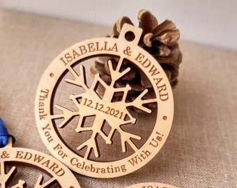 Winter wedding favors - Christmas wedding favors - Wedding favor ornaments - Christmas ornament wedding - Snowflake wedding favors - 10 pc
