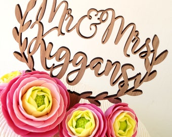 Decorazione per torta nuziale, decorazione personalizzata per torta "Mr and Mrs", decorazione rustica per torta nuziale, decorazione in legno per torta, decorazione personalizzata per torta nuziale