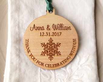 Wedding favor ornaments, 25 pc, Wedding favors, personalized Christmas ball ornament, winter wedding favors, custom wooden Christmas ball