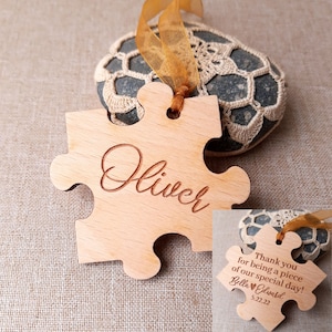 Bomboniere nuziali - Ornamento personalizzato per puzzle che funge anche da segnaposto - Etichette per nome matrimonio - Etichette per pezzi di puzzle in legno