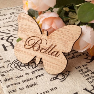 Étiquette de lieu de mariage ou aimant de faveur de mariage, étiquette de nom de papillon en bois, faveur de mariage, carte de lieu de mariage, cartes de visite, signe nominatif, étiquette de nom