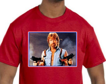 Chuck Norris T-Shirt NEU *Wählen Sie Ihre Farbe und Größe* 80er-Jahre-Film Invasion USA