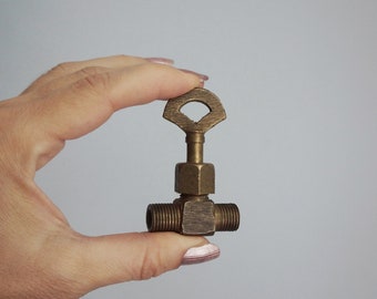 Very small brass stop-water tap, connector tap, stopcock tap, shut-off tap, plumbing hardware, vintage architectural salvage for restoration