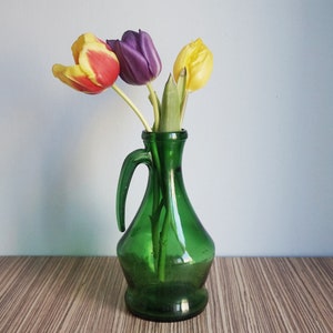 Dark green pitcher, pressed glass jug, wine decanter, juice bottle with handle, water carafe, shop display, home decor, vintage collectibles