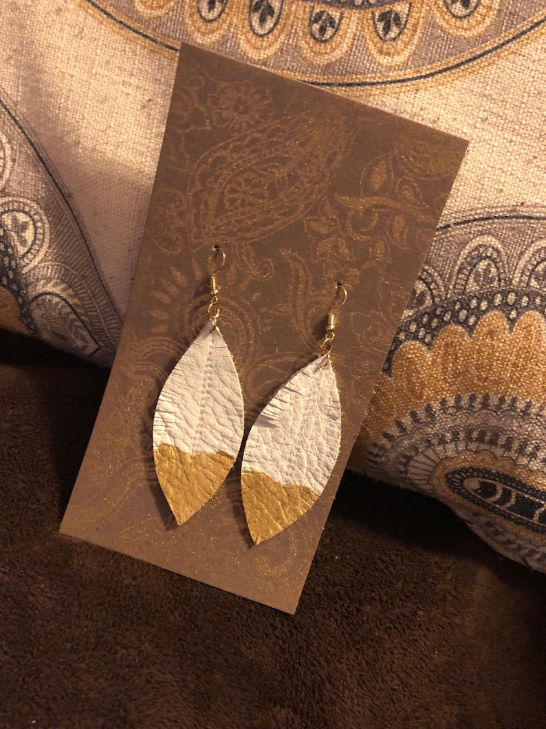 Feather Earrings White and Gold Leather Hand painted and sewn 画像 1