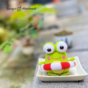 Crochet Frog Pattern, Big Eyes Frog Pattern