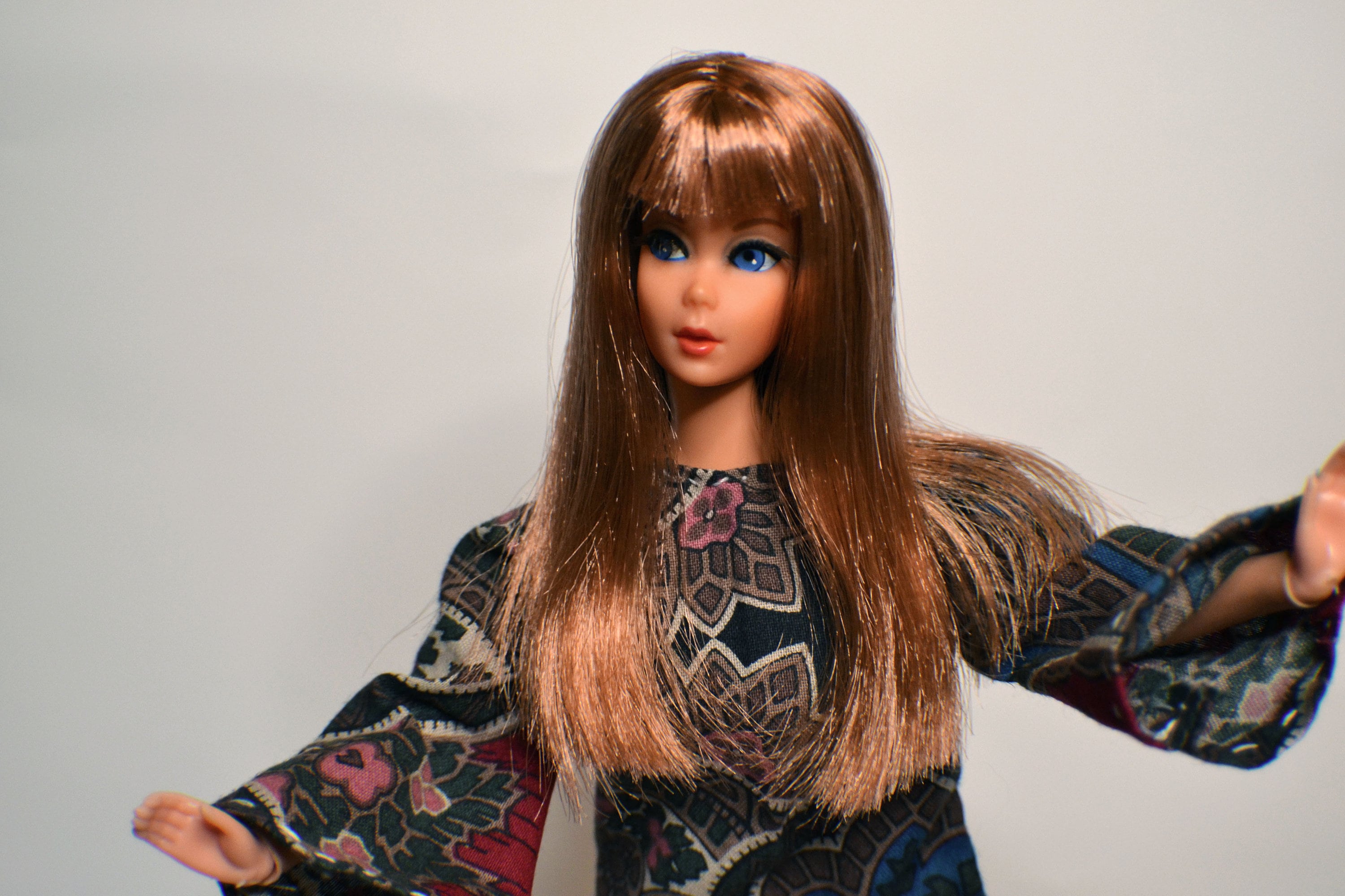 How to Make a Rerooting Tool for Dolls  Barbie doll hairstyles, Diy doll  miniatures, Barbie accessories