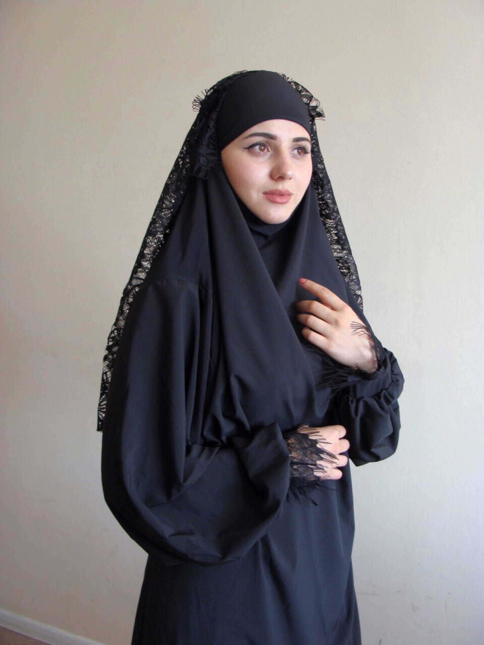 Robe noire Khimar Maxi voile niqab en dentelle burqa Etsy Robe noire Khimar Maxi voile niqab en dentelle burqa Etsy