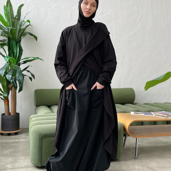 Elegant black  modest tunic suitable for breastfeeding made of cotton jersey