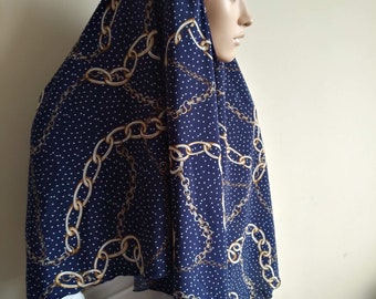 Stylish navy blue hijab with chain print