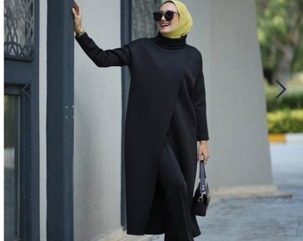 Versatile Elegance - Women's Black Knitted Trouser Suit with Nursing-Friendly Tunic