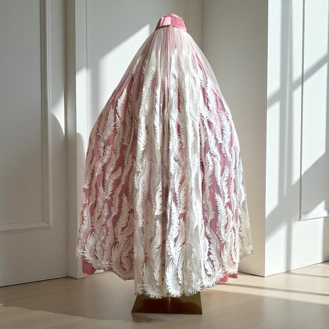 Luxury Pink Silk Burqa, 3D White Lace, Modest Islamic Wedding Wear - Etsy