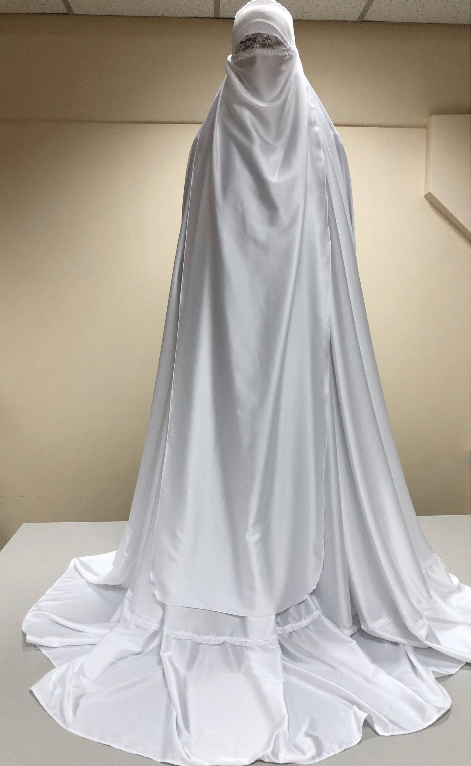 Blanc long burqa niqab musulmane hijab de mariage hajjie Blanc long burqa niqab musulmane hijab de mariage hajjie