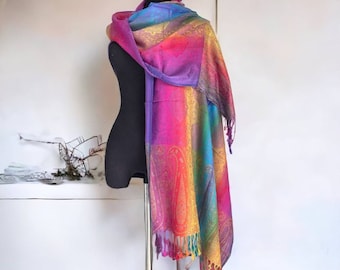 Rainbow two-sided pashmina shawl with multi-colored paisley pattern, woven scarf for all seasons, Kanni shawl, Islamic gift scarf, nikkah.