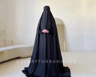 Elegant Silk Afghan Burqa - Traditional Design with a Modern Twist