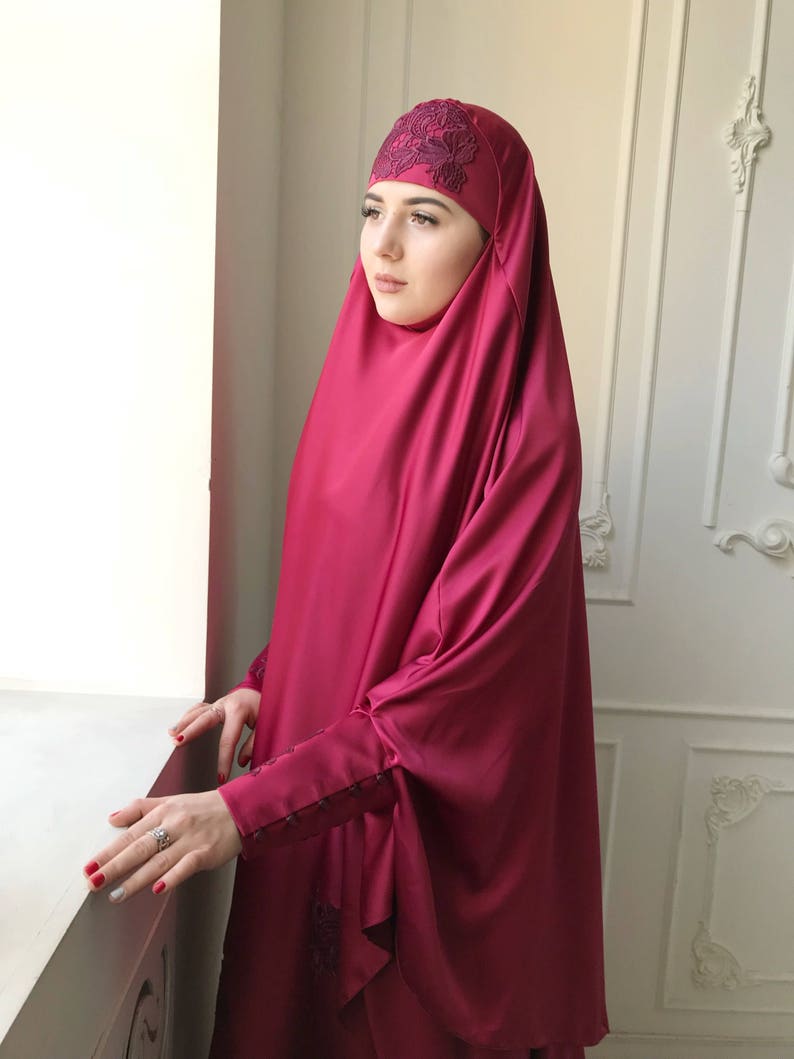  l gant costume musulman Bordeaux jilbab rouge  fonc  de 