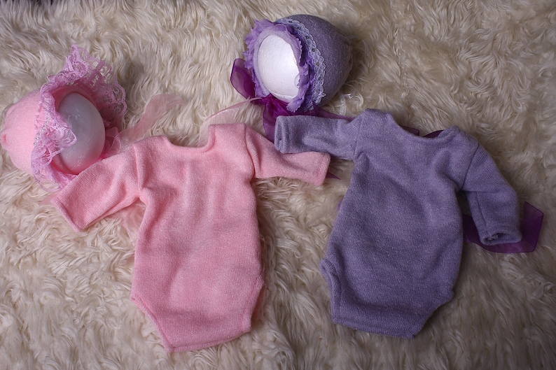 RTS Newborn Baby girl,Long Sleeved,Low Backed,none see through,Romper /& Bonnet Set,With contrasting lace trim at the back and round the face