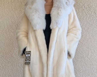 Vintage Blonde Rovalia Mink Coat with Cream Fox Fur Collar 3/4 Length