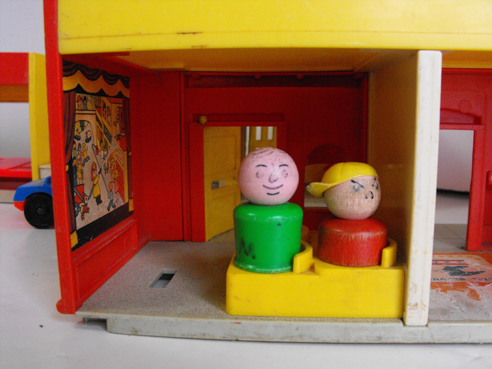 Vintage Fisher Price Play Family Village 4742 2356 Etsy