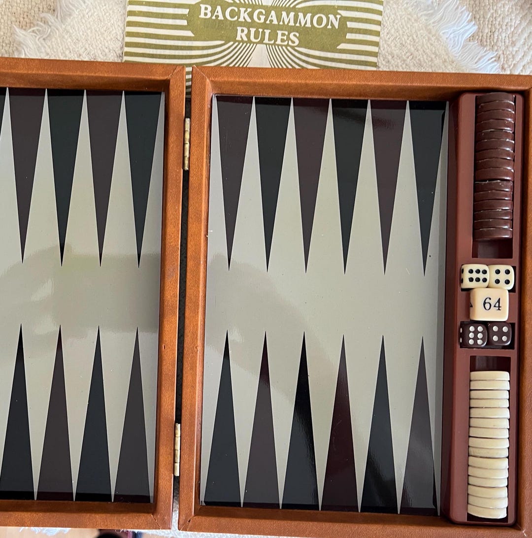 Small Backgammon Game Case off White and Brown Magnetic Pieces Dice ...