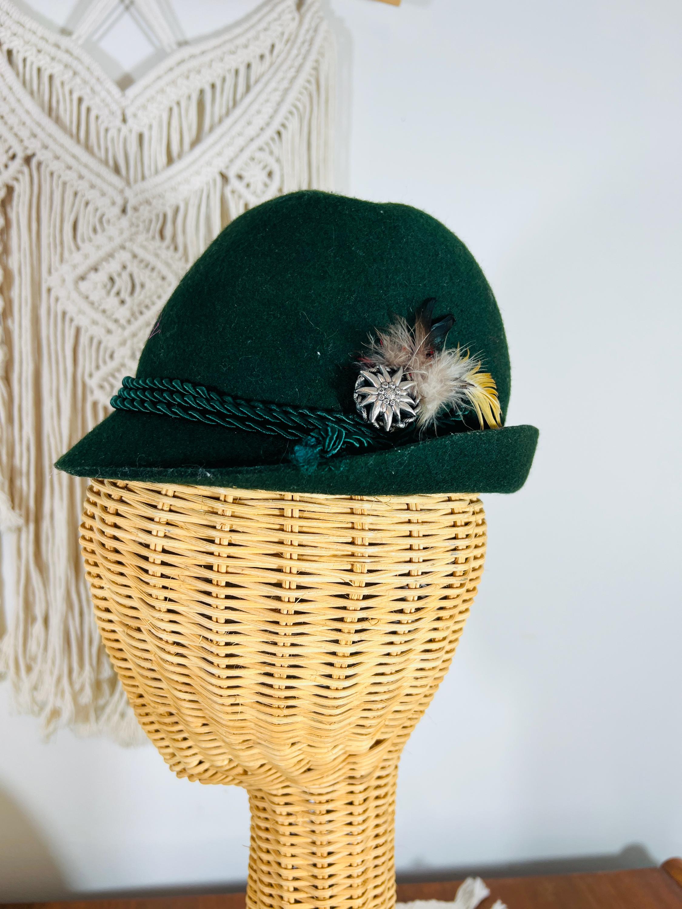 Vintage Dress-up Hats: Safari, Robinhood, Beaded, Jinnah  display picture 2